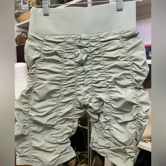 Manière De Voir - NWT - Chic, ruched, high-waisted bike style shorts. XS -S - Picture 2 of 4